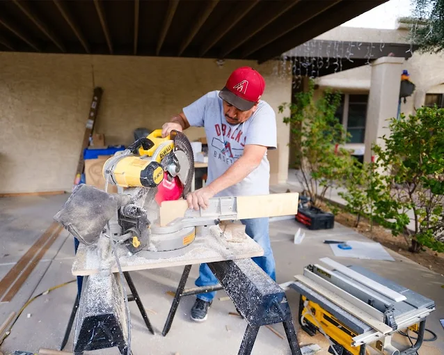 What Should Homeowners Know About HOA Requirements for Remodeling in Mesa, AZ?